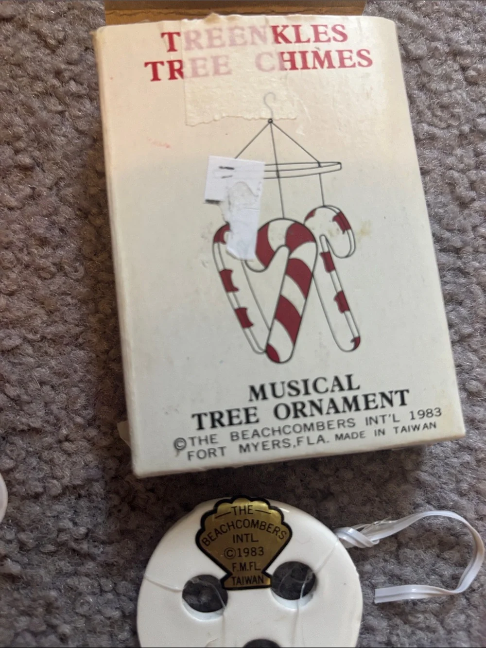 Lot of 2 vintage New Treenkles Tree Chimes ornaments The Beachcombers 1983